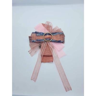 Broche Rose avec Dentelle 