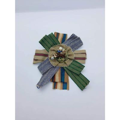 Broche Verte Ornement Abeille