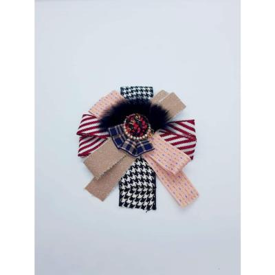 Broche rose