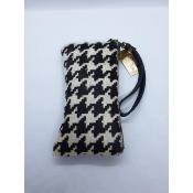 Pochette en cuir motif pied de poule 