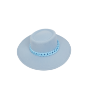 Chapeau Bleu avec Chaine